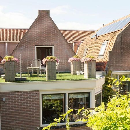 Bij De Buren Enkhuizen Exterior photo
